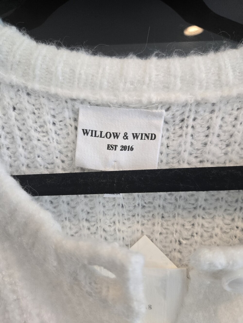 NWT!! Willow & Wind Soft White Button-Up Knit Cardigan Sweater. Size M - Picture 3 of 10